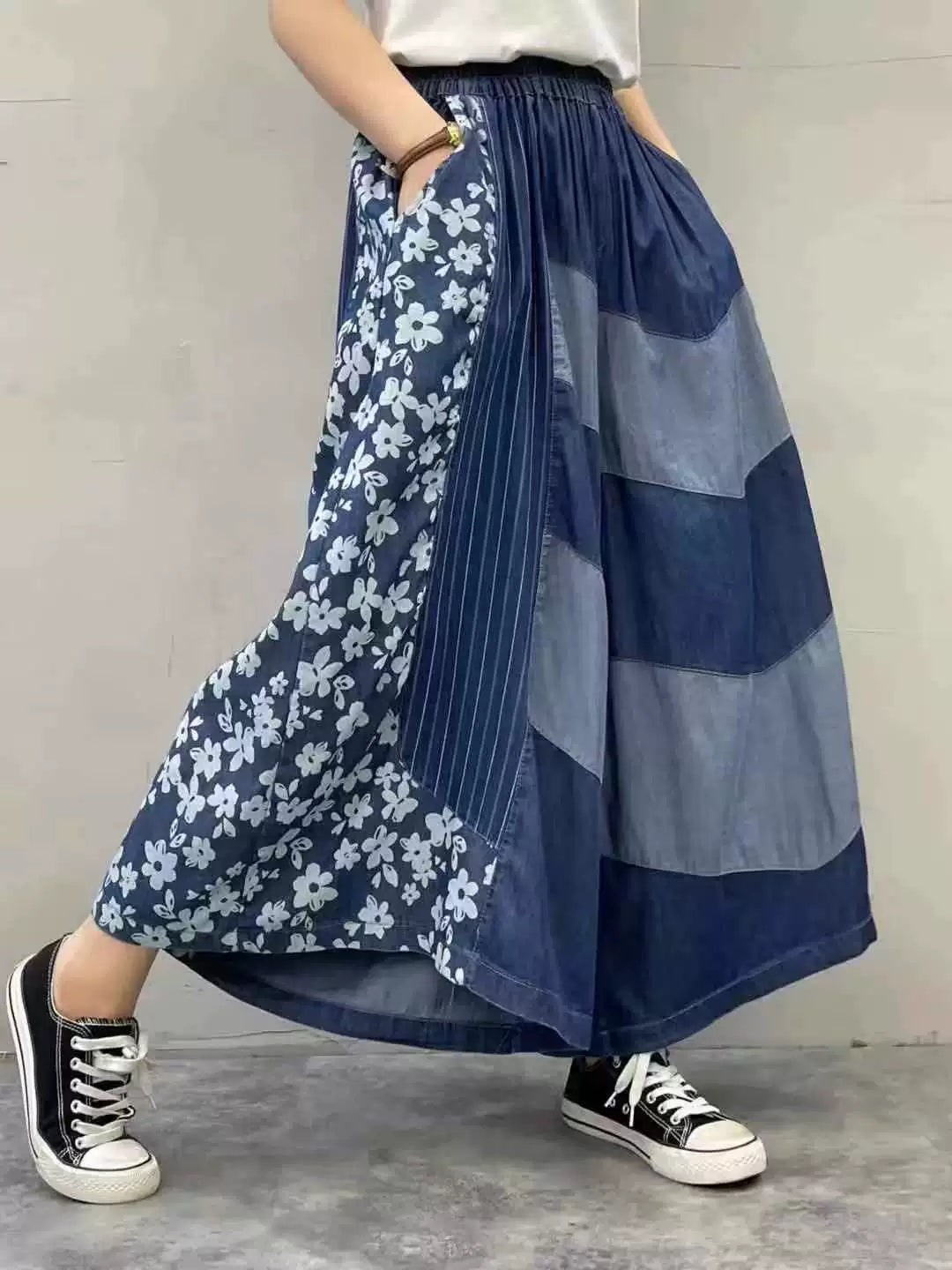 Retro Color Matching Soft Elastic Waist Casual Jeans