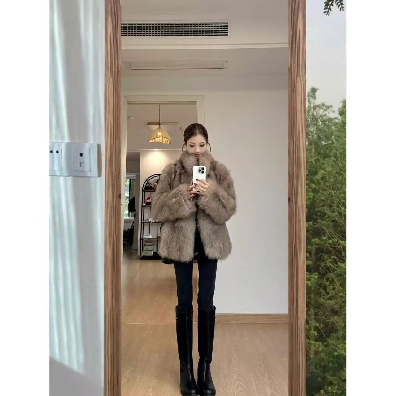 Brown Fox Fur Coat Women's Winter Short Plush Eco-friendly Synthetic Leather Jacket Stylish Mini Fur Coat for Ladies